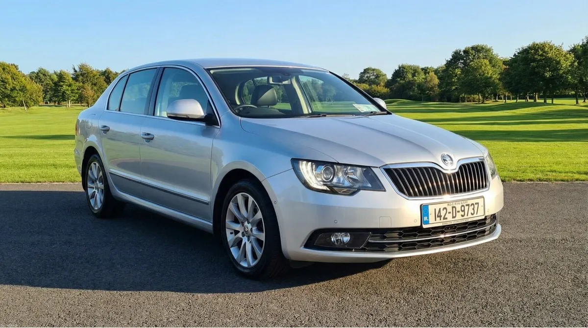 Skoda Superb Ambition 2.0 TDI DSG Auto - Image 1