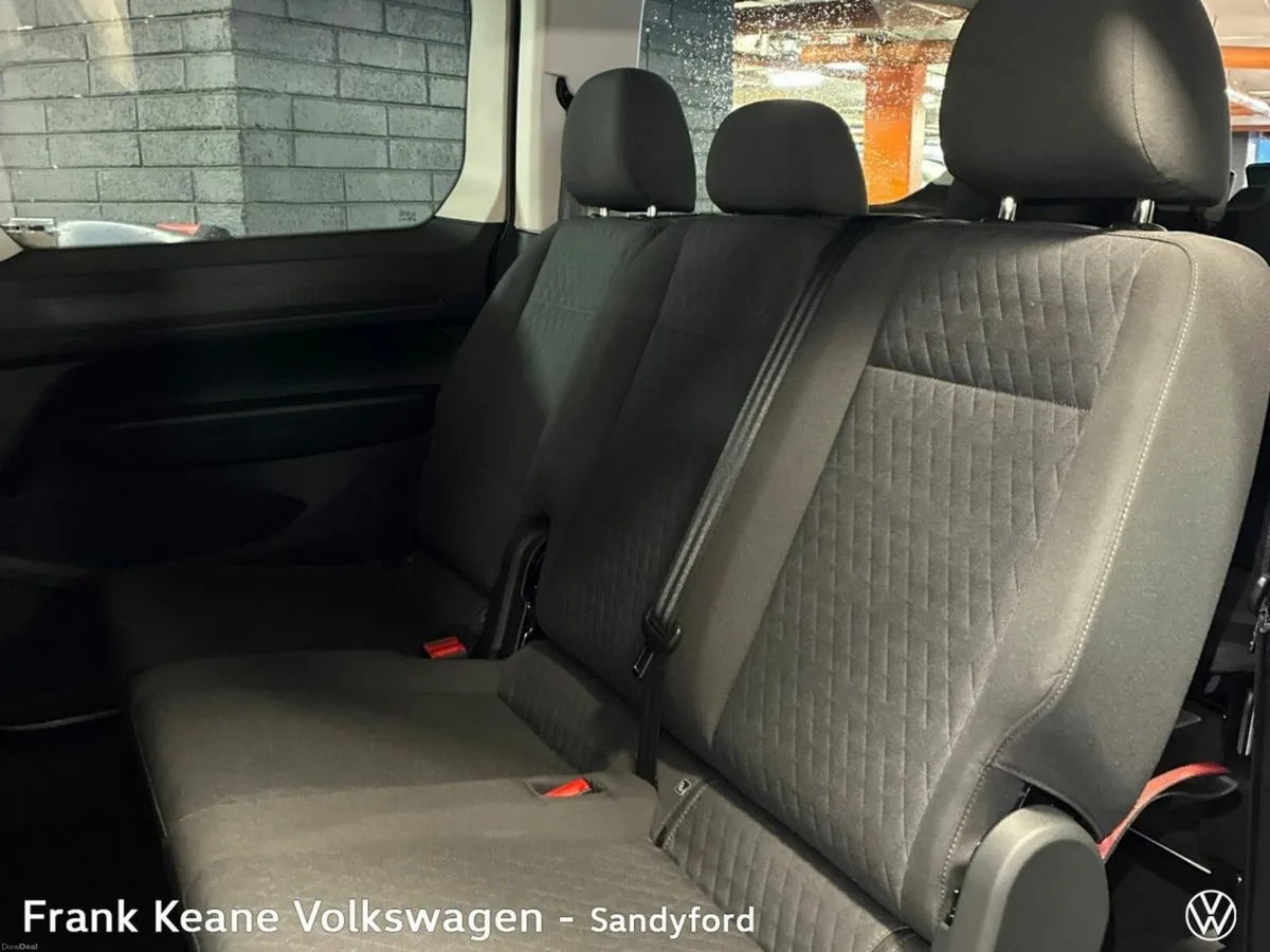 Volkswagen Caddy Maxi Life LIFE AUTO 1.5TSI PLUG-I - Image 6