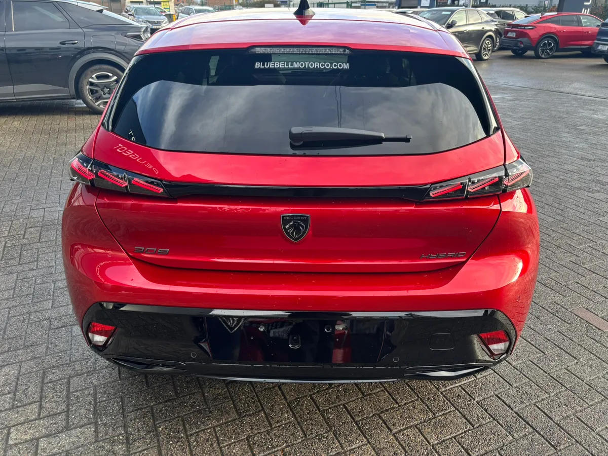 All new Peugeot 308 GT hybrid - Image 5