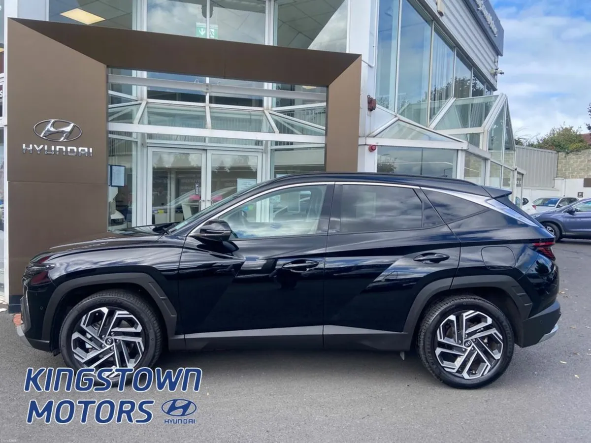 Hyundai Tucson Executive Plus PHEV 4WD - Image 3