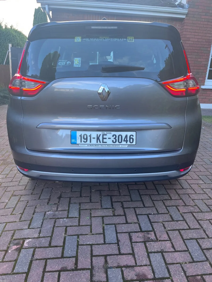 Renault Grand Scenic 2019 7 seater - Image 3