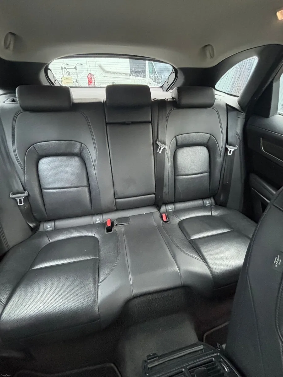 Jaguar F-Pace 2022 - Image 2