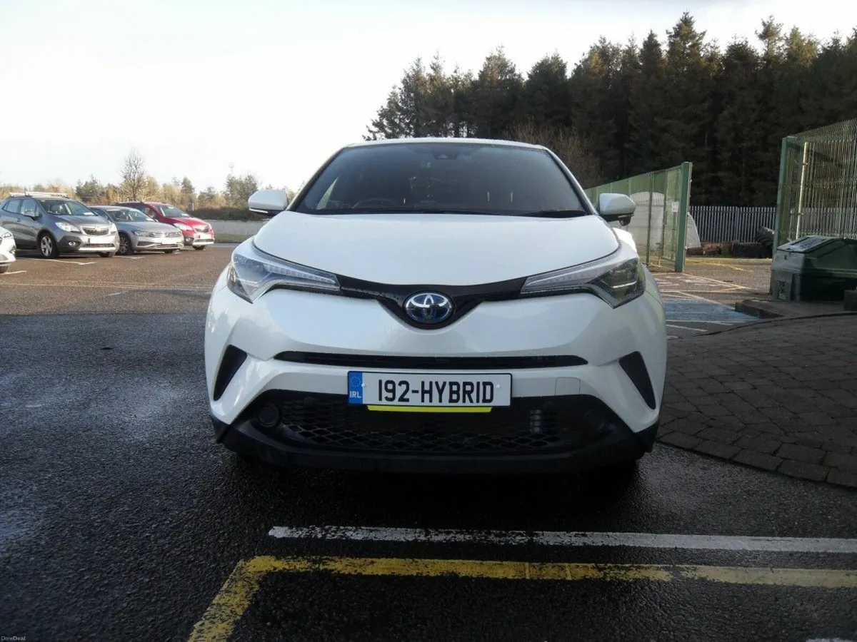 Toyota C-HR 1.8 - Image 4