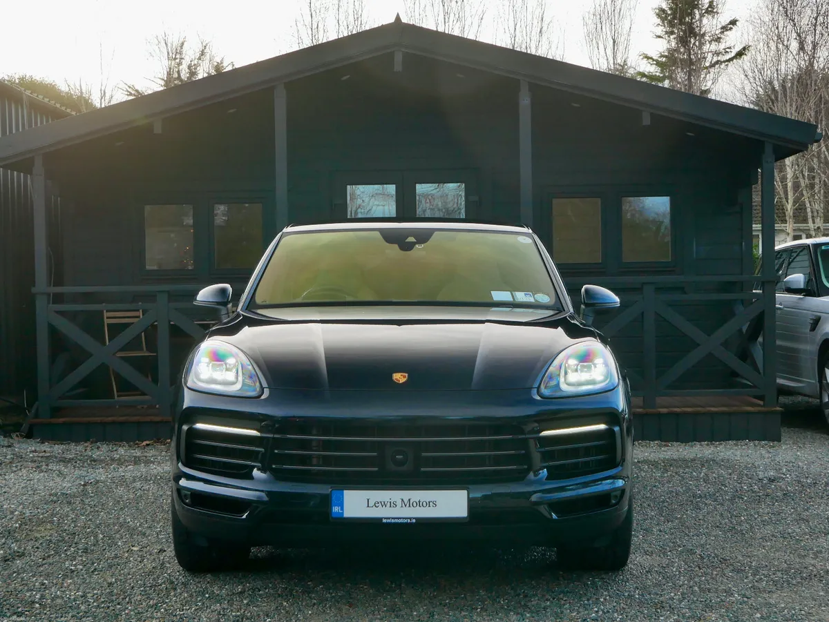 2023 Porsche Cayenne Coupe **DEPOSIT TAKEN** - Image 2