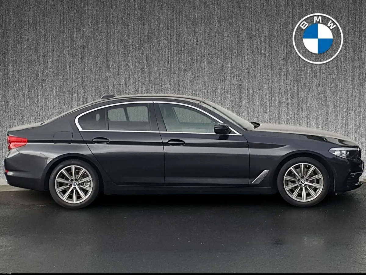 BMW 5-Series 520d xDrive SE Auto - Image 3
