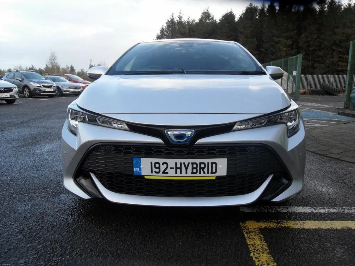 Toyota Corolla 2019 1.8L Petrol Hybris - Image 5