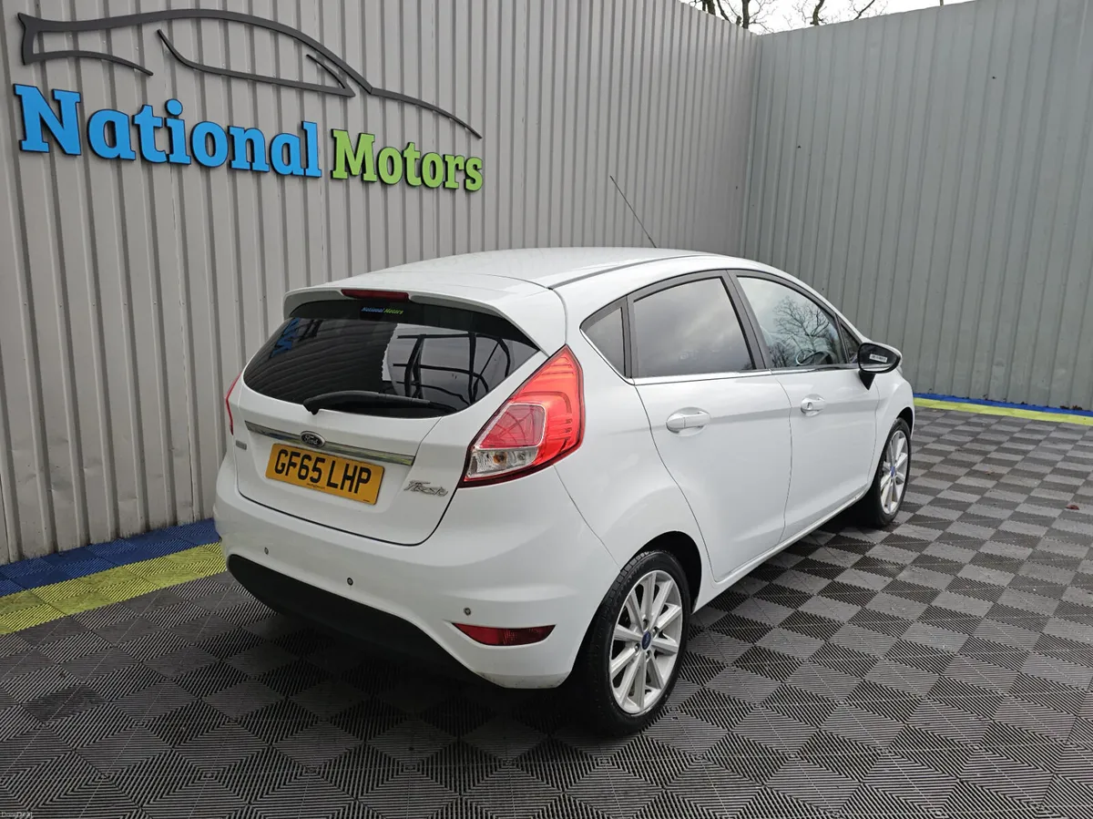 2015 Ford Fiesta TITANIUM 1.0 Petrol - Image 3