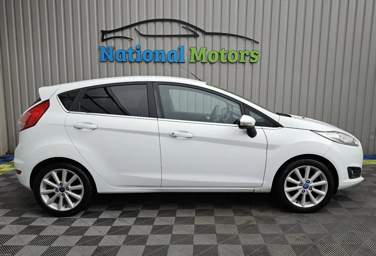 2015 Ford Fiesta TITANIUM 1.0 Petrol - Image 2