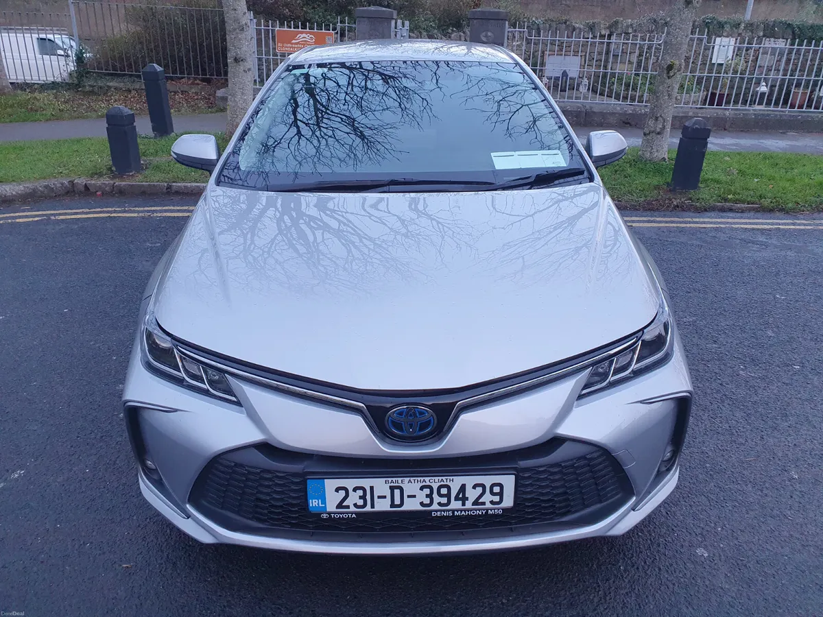 Toyota Corolla 2023, Self Charging Hybrid , Luna - Image 2
