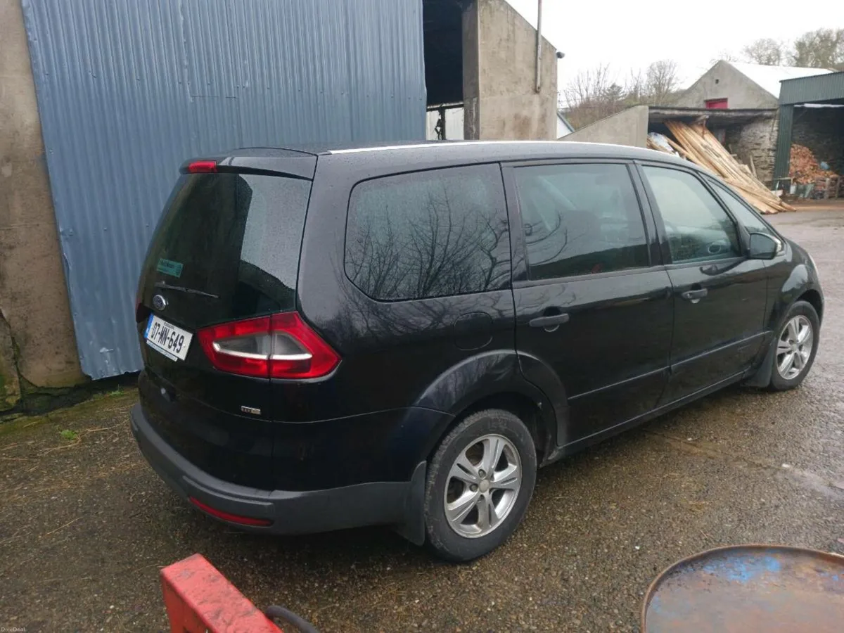 Ford Galaxy - Image 2