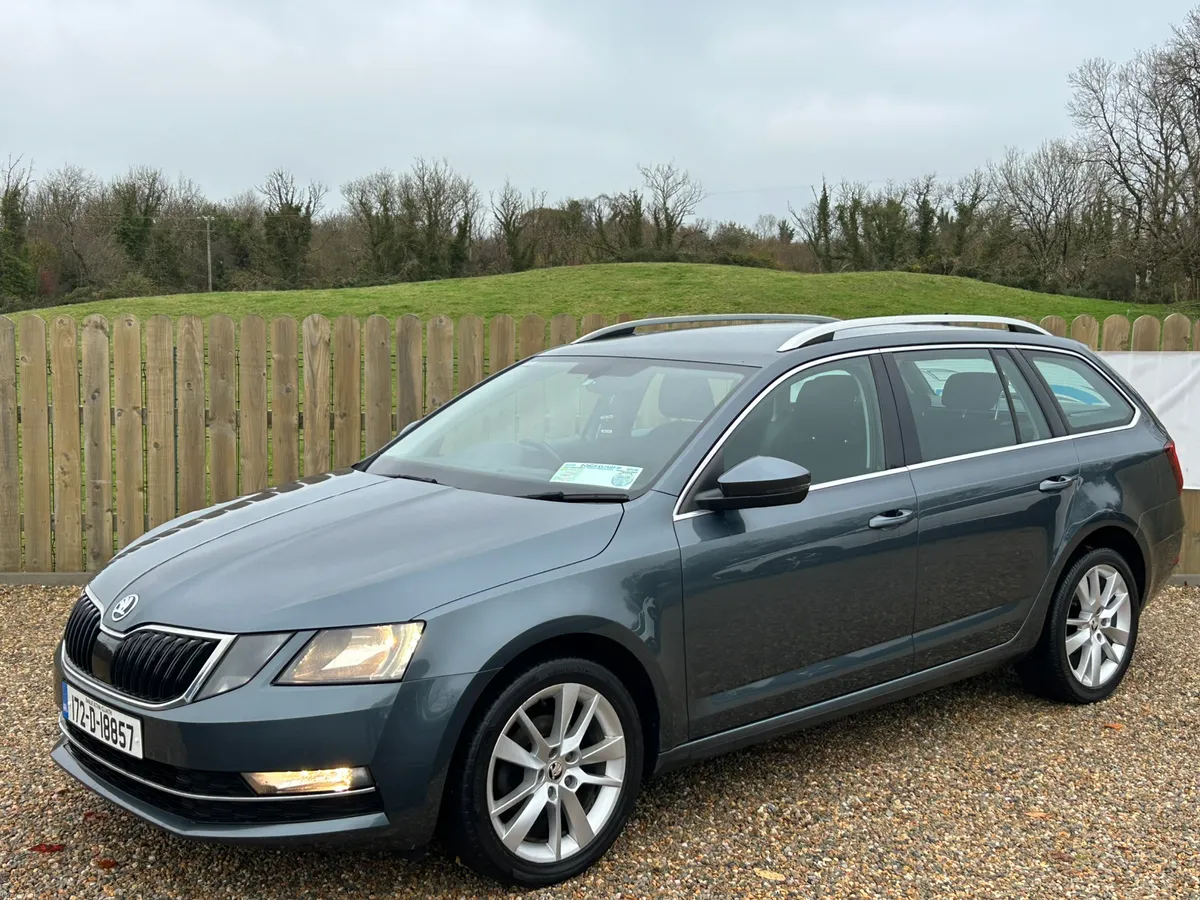 2017 Skoda Octavia Style Combi Automatic - Image 4