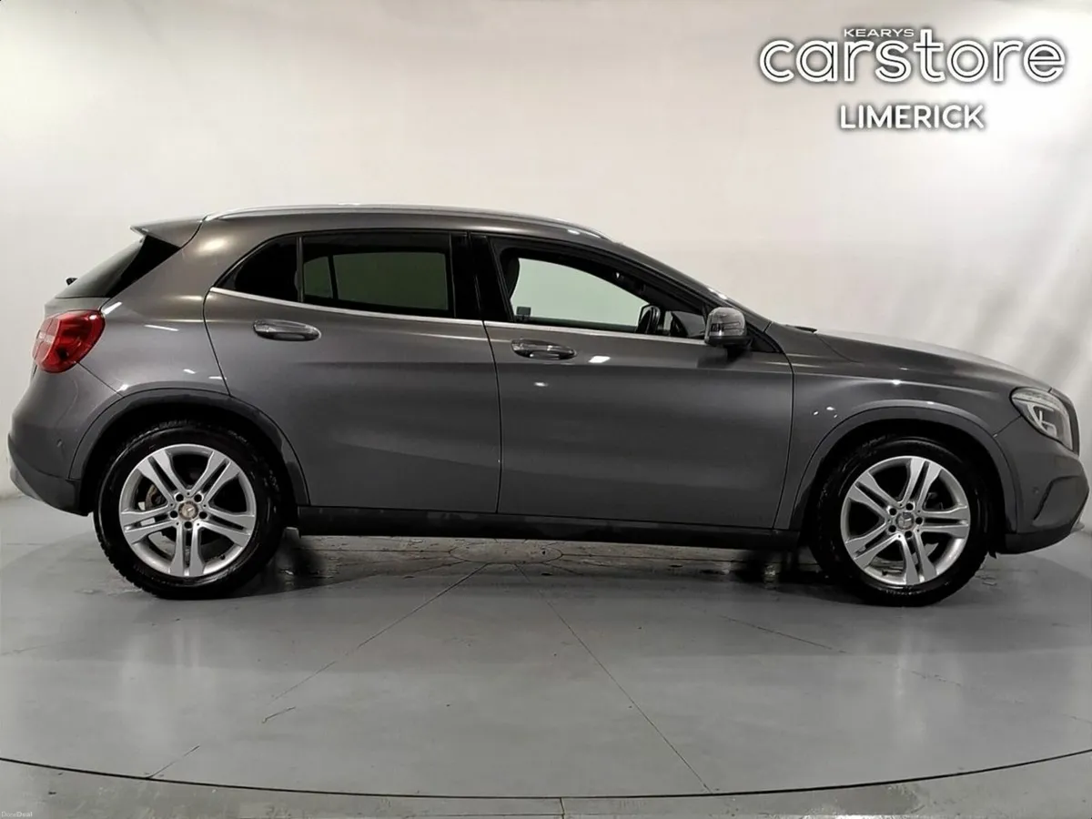 Mercedes-Benz GLA 180 AUTO 1.6 - Image 2