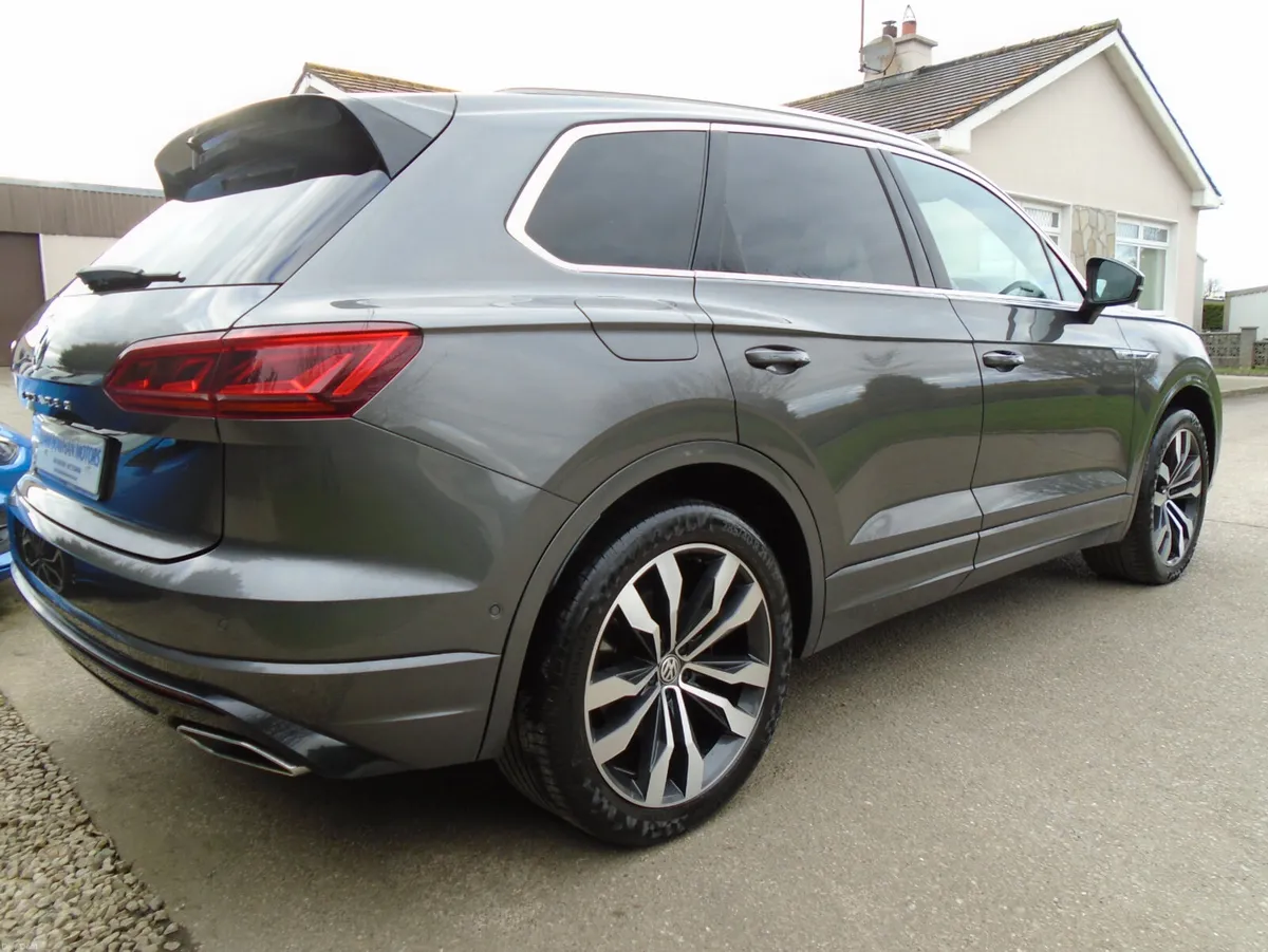 Volkswagen Touareg 2018,New model,massive spec - Image 5