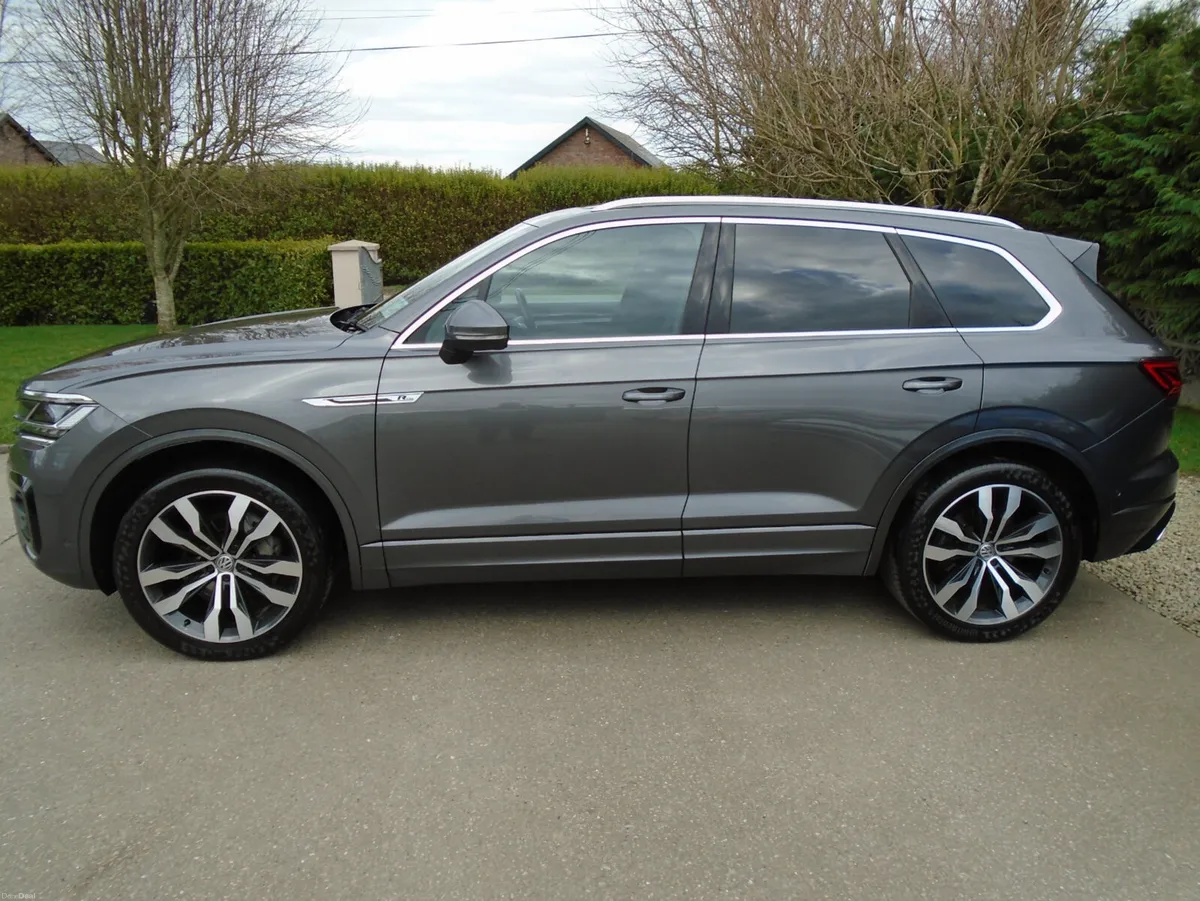 Volkswagen Touareg 2018,New model,massive spec - Image 6