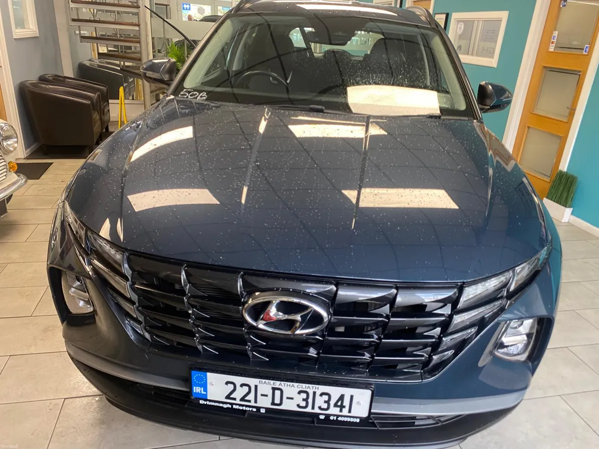 Hyundai Tucson 1.6 executive 22000miles - Image 3