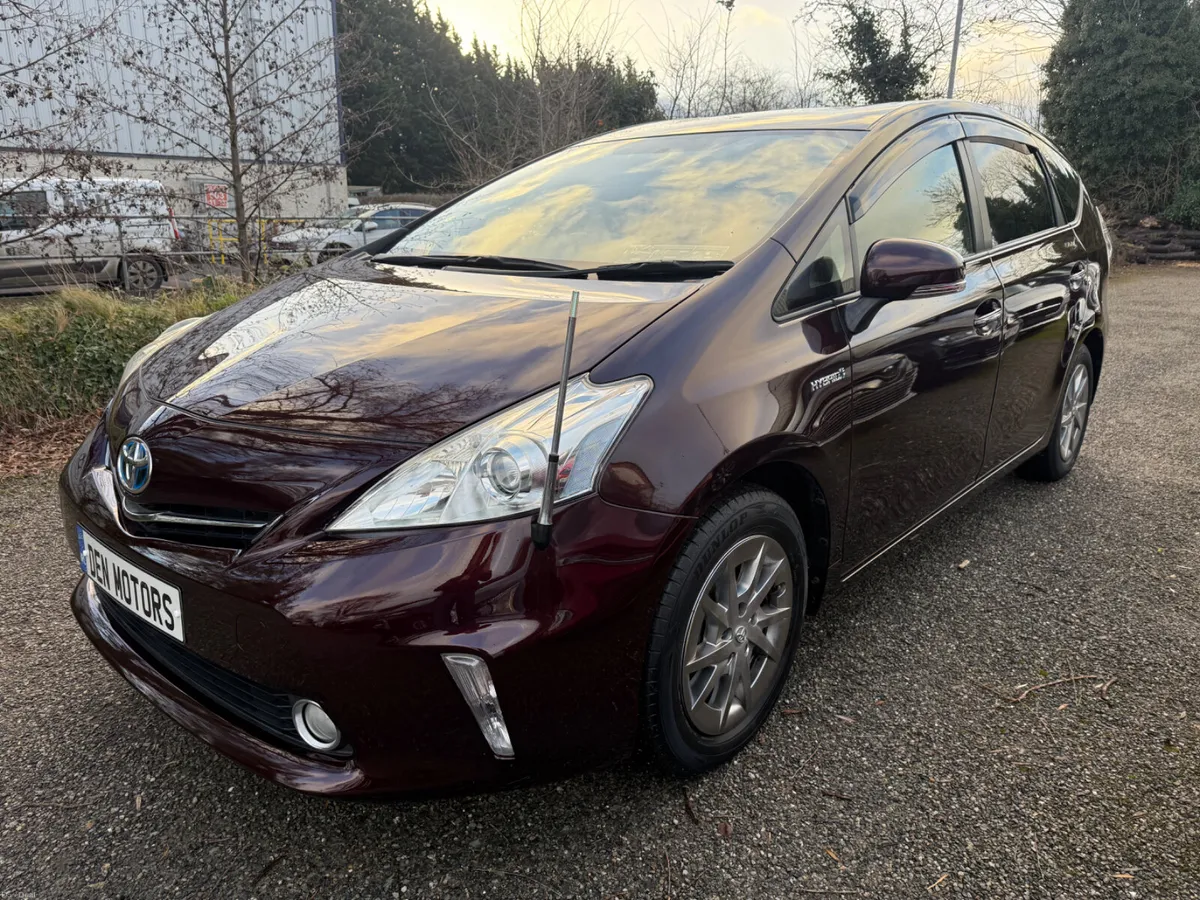 Toyota Prius 7 seats, 74500km!!! - Image 2