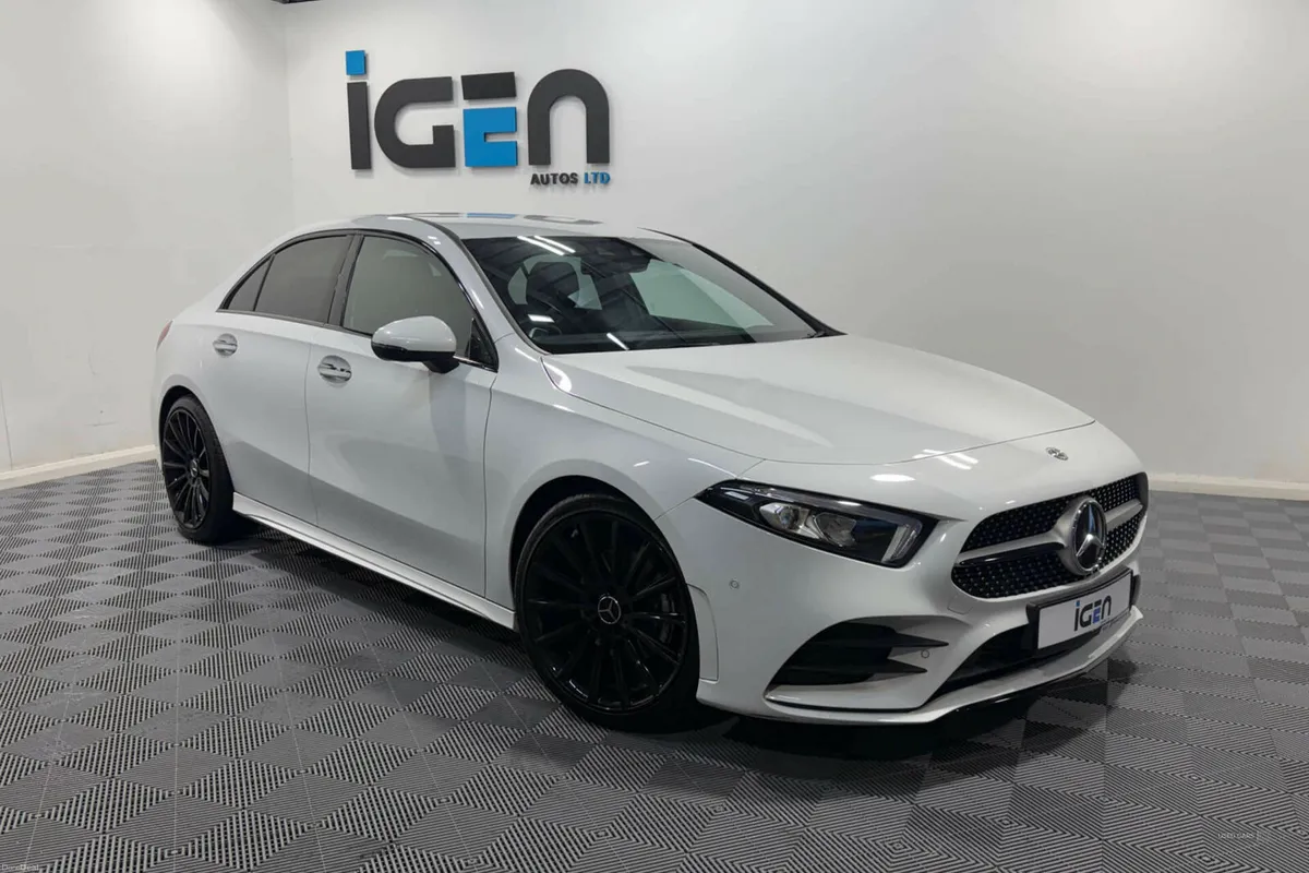 Mercedes-Benz A-Class 1.3 A 200 AMG Line Premium A - Image 3