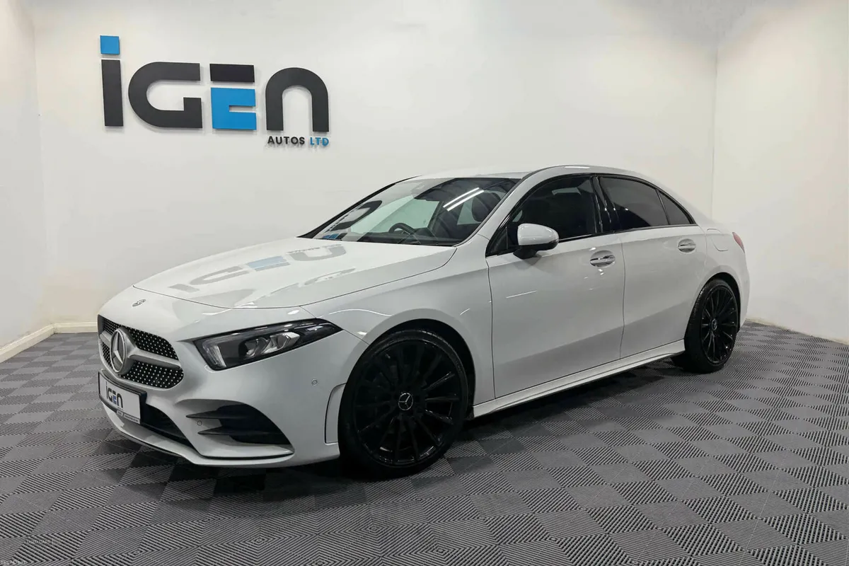 Mercedes-Benz A-Class 1.3 A 200 AMG Line Premium A - Image 1