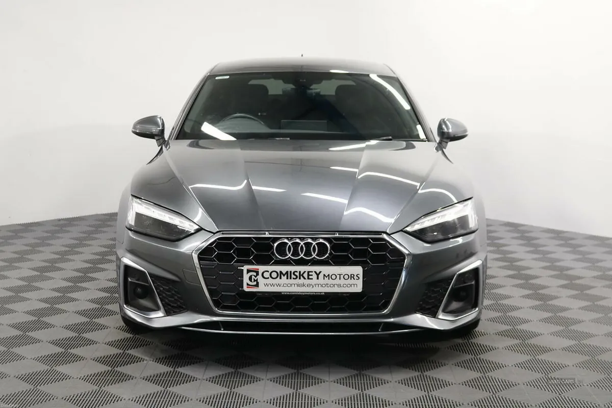Audi A5 TDI S line - Image 2