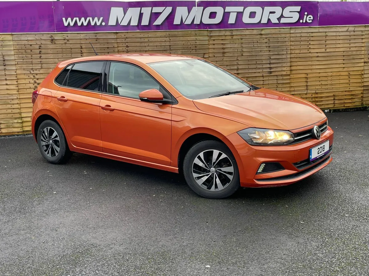 VOLKSWAGEN POLO TSI COMFORT LINE! Low KMS - Image 2