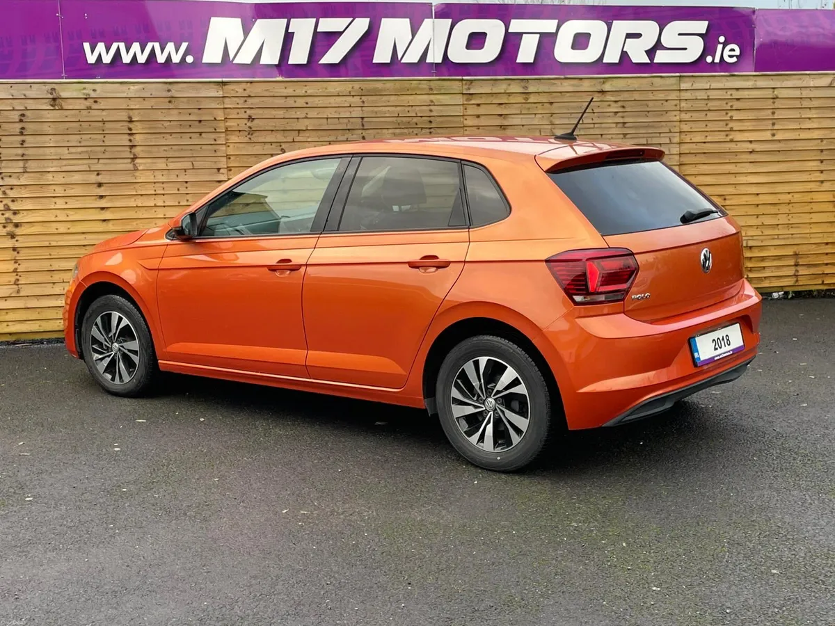 VOLKSWAGEN POLO TSI COMFORT LINE! Low KMS - Image 3
