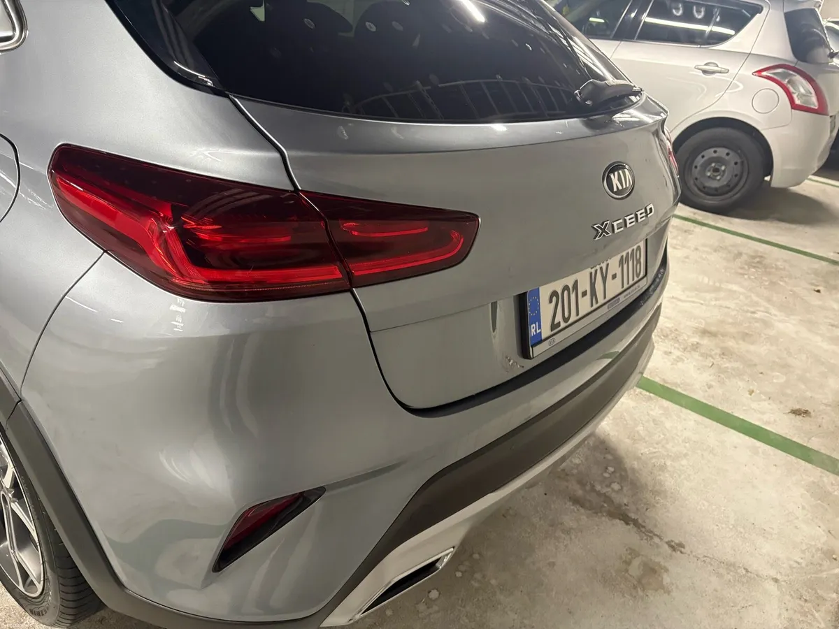 Kia x-Ceed high spec (K3 model) - Image 4
