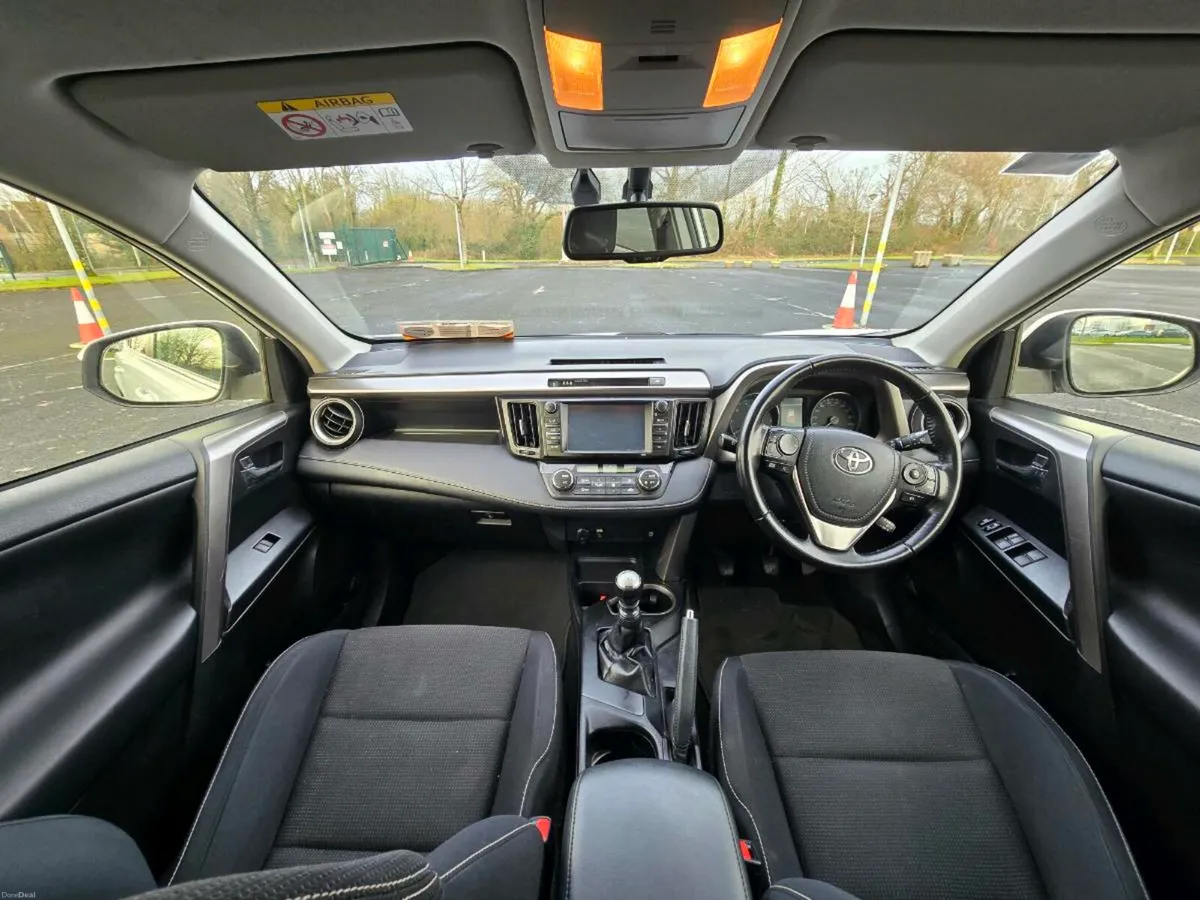 Toyota Rav 4 - Image 6