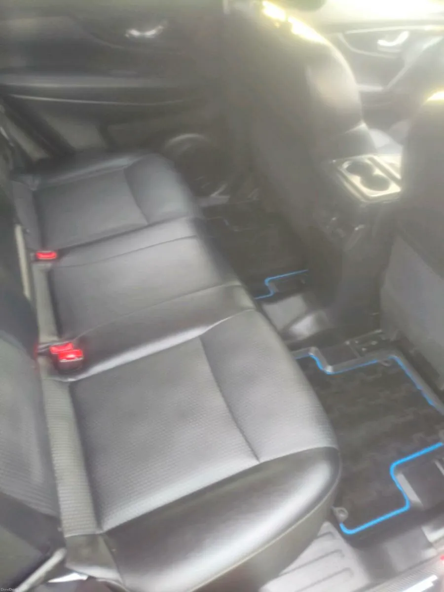 NISSAN X-TRAIL 2.0 L PETROL AUTOMATIC HYBRID - Image 5