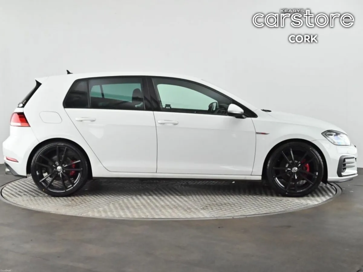 Volkswagen Golf 2.0 GTI Auto (Upgraded alloys) - Image 3