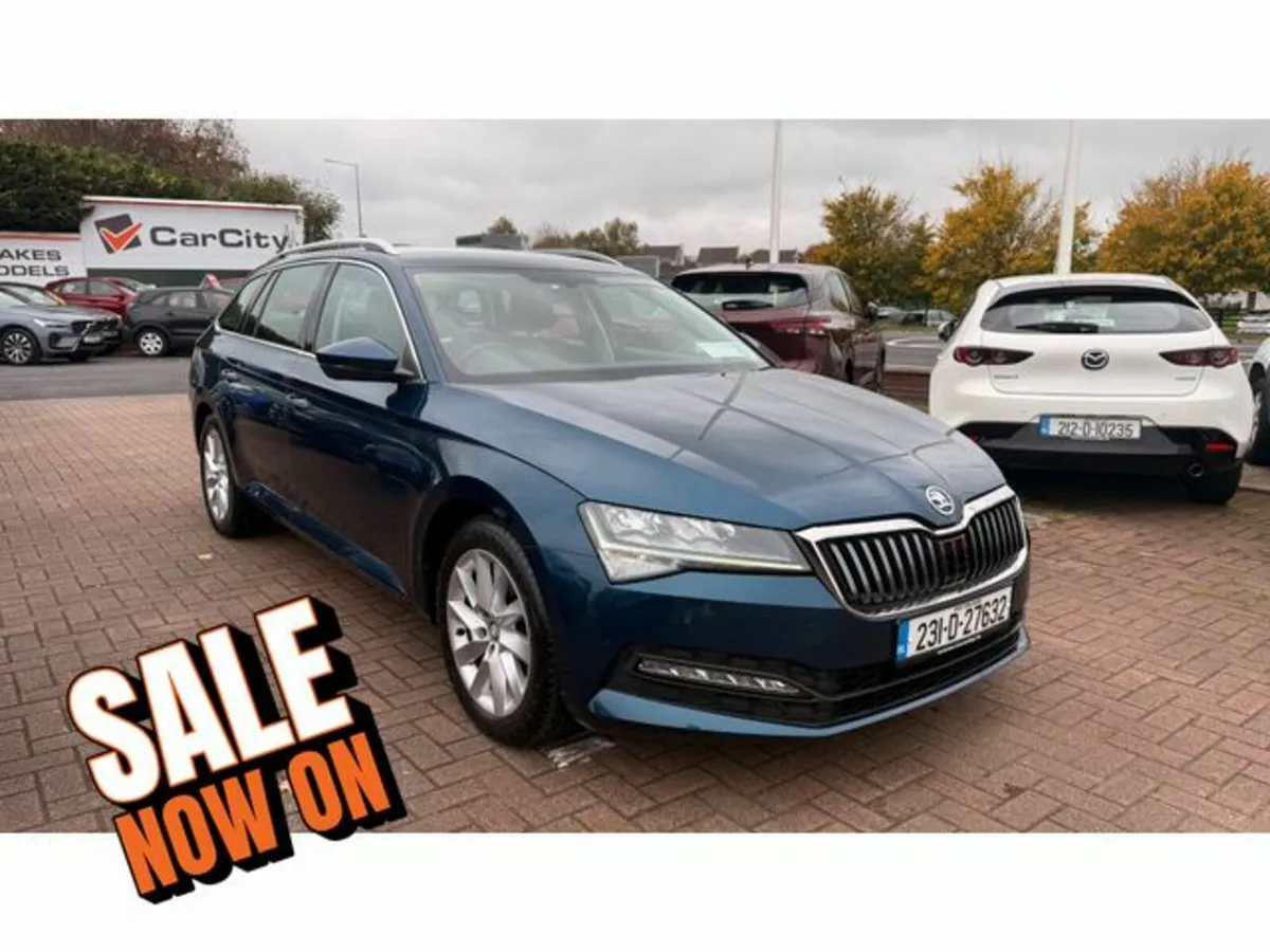 Skoda Superb *LOOK ESTATE//ESTATE AUTO* AMB 2.0tdi - Image 1