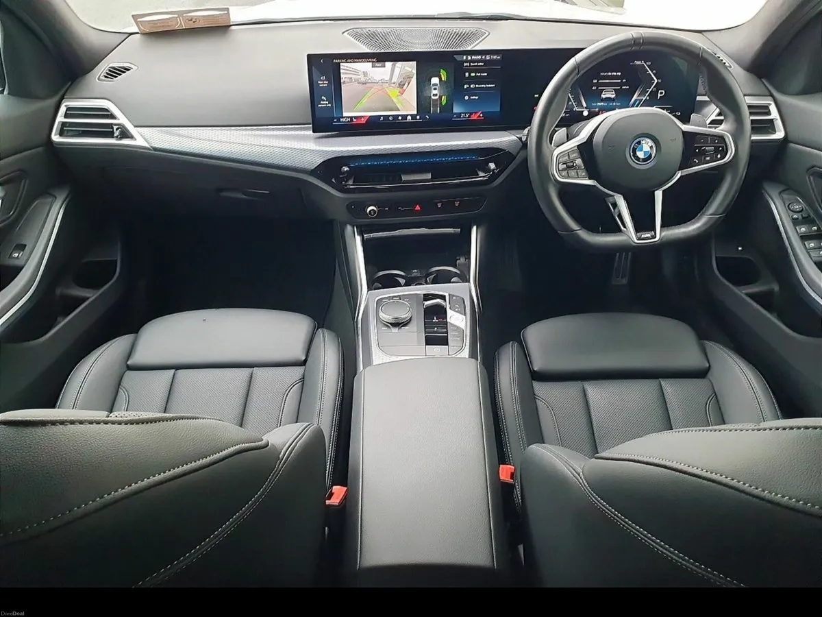 BMW 3-Series 330e M Sport Saloon - Image 4