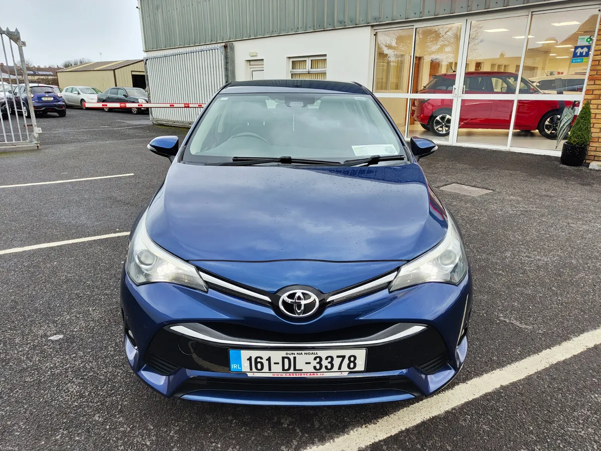 Toyota Avensis 2.0 D-4D Luna - Image 3