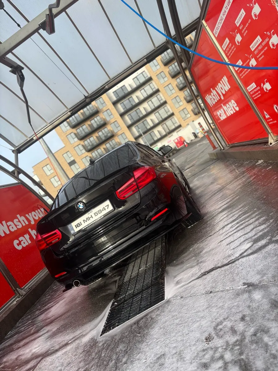 BMW F30 318 - Image 3