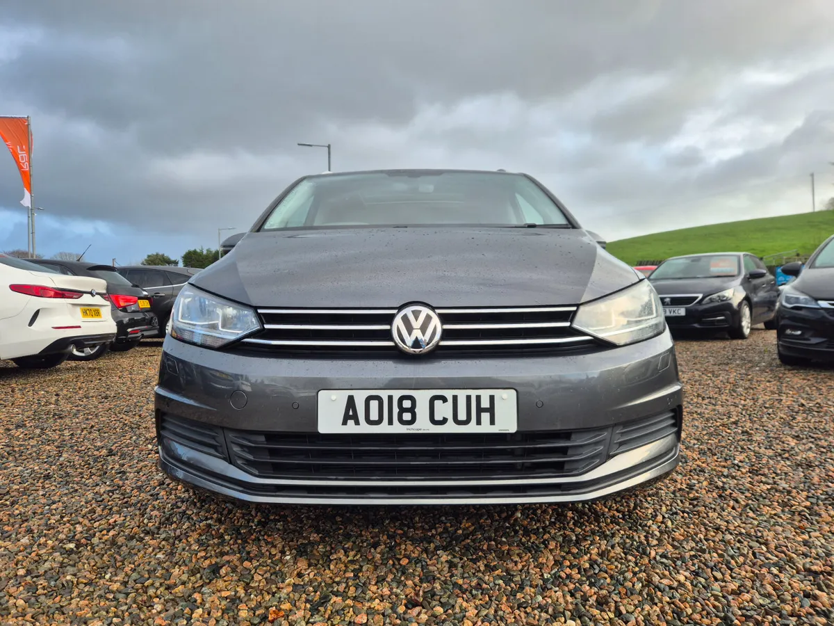 MARCH 2018 VOLKSWAGEN TOURAN 2.0 TDI SE FAMILY 5DR - Image 4