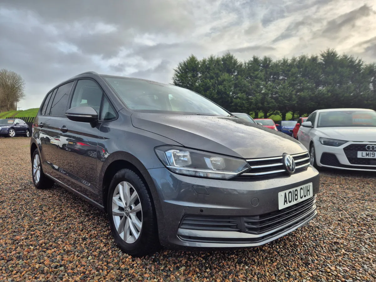 MARCH 2018 VOLKSWAGEN TOURAN 2.0 TDI SE FAMILY 5DR - Image 3