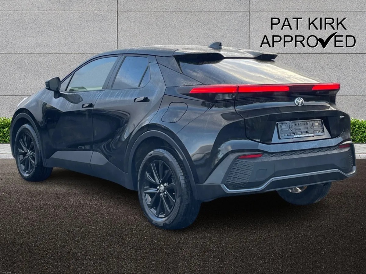 Toyota C-HR C-Hr Hatchback Icon - Image 2
