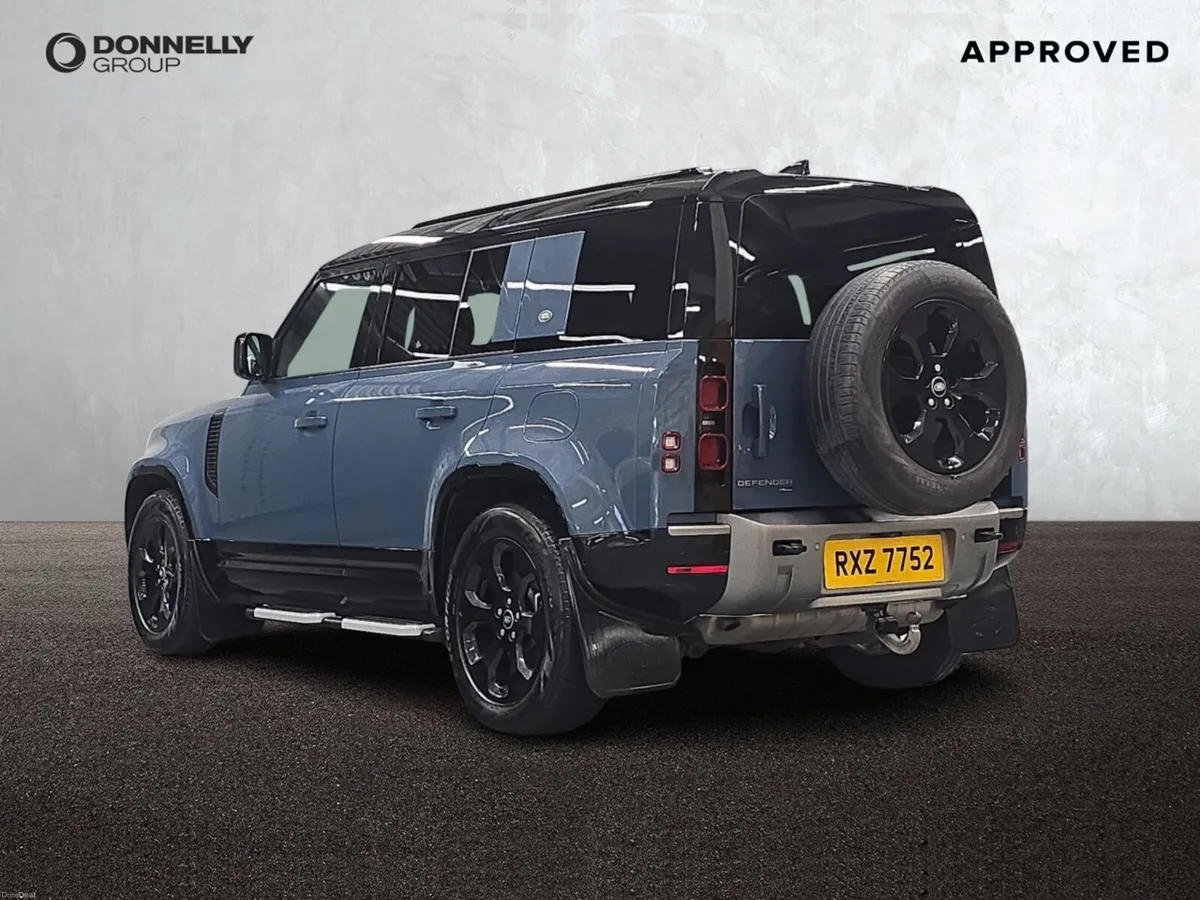 Land Rover Defender Estate X-Dynamic SE - Image 2