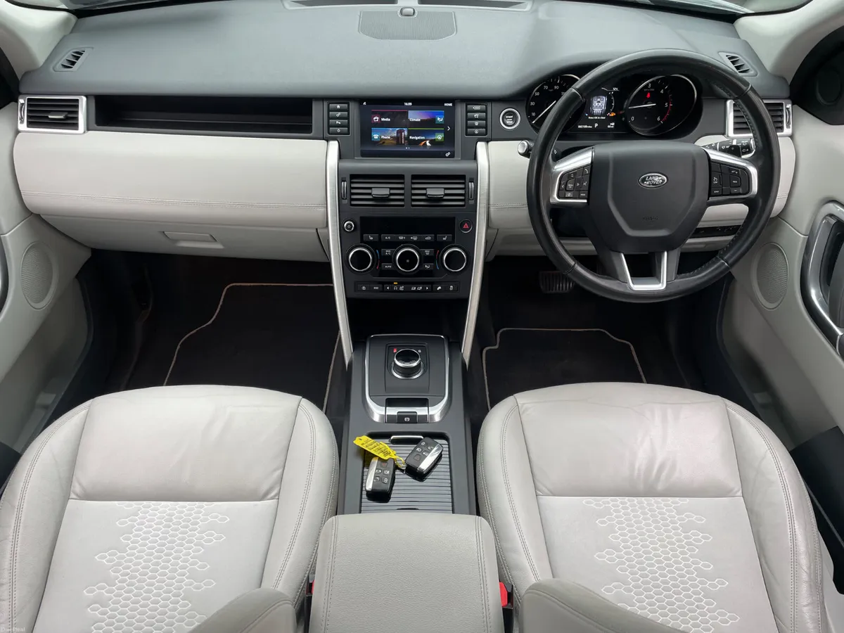 TD4 SE - 180PS - 7SEATS - AUTO-BLEUTOOTH STREAMING - Image 3