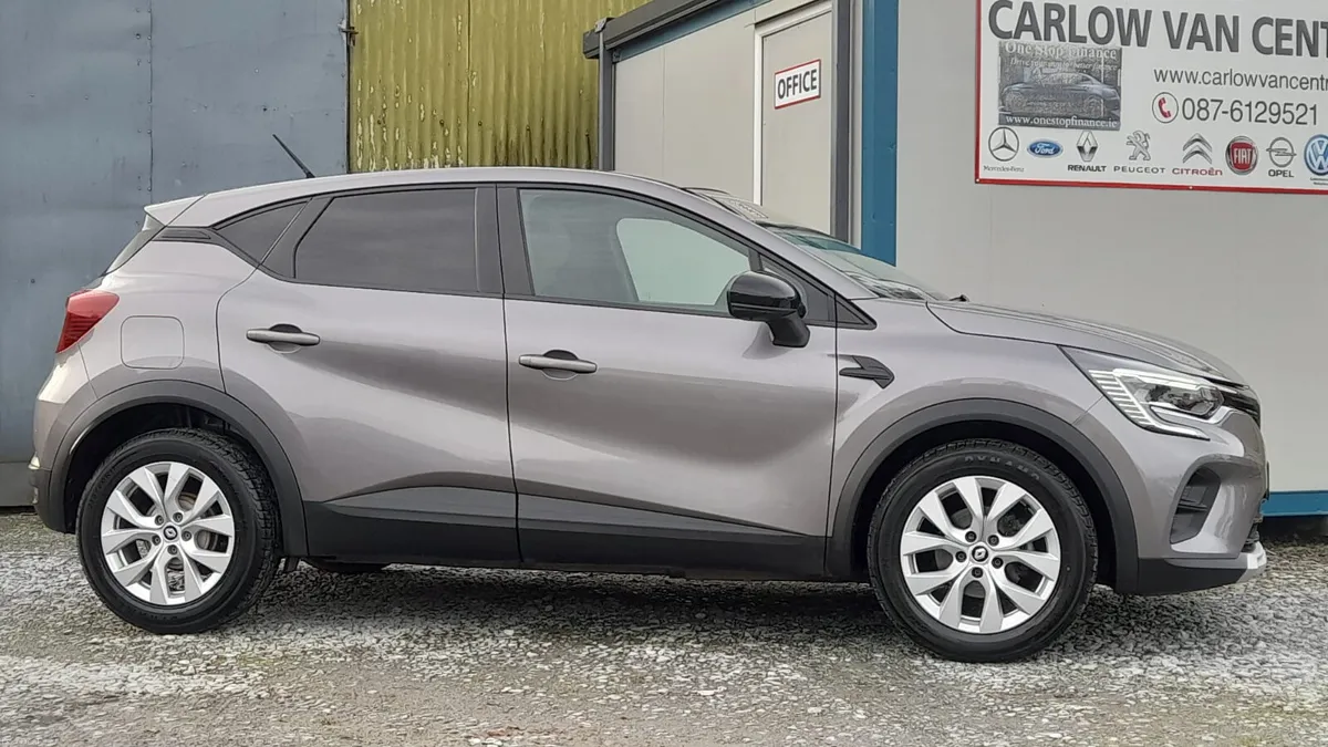 222 Renault Captur 1.0 TCe 90 DFull Iconic - Image 1