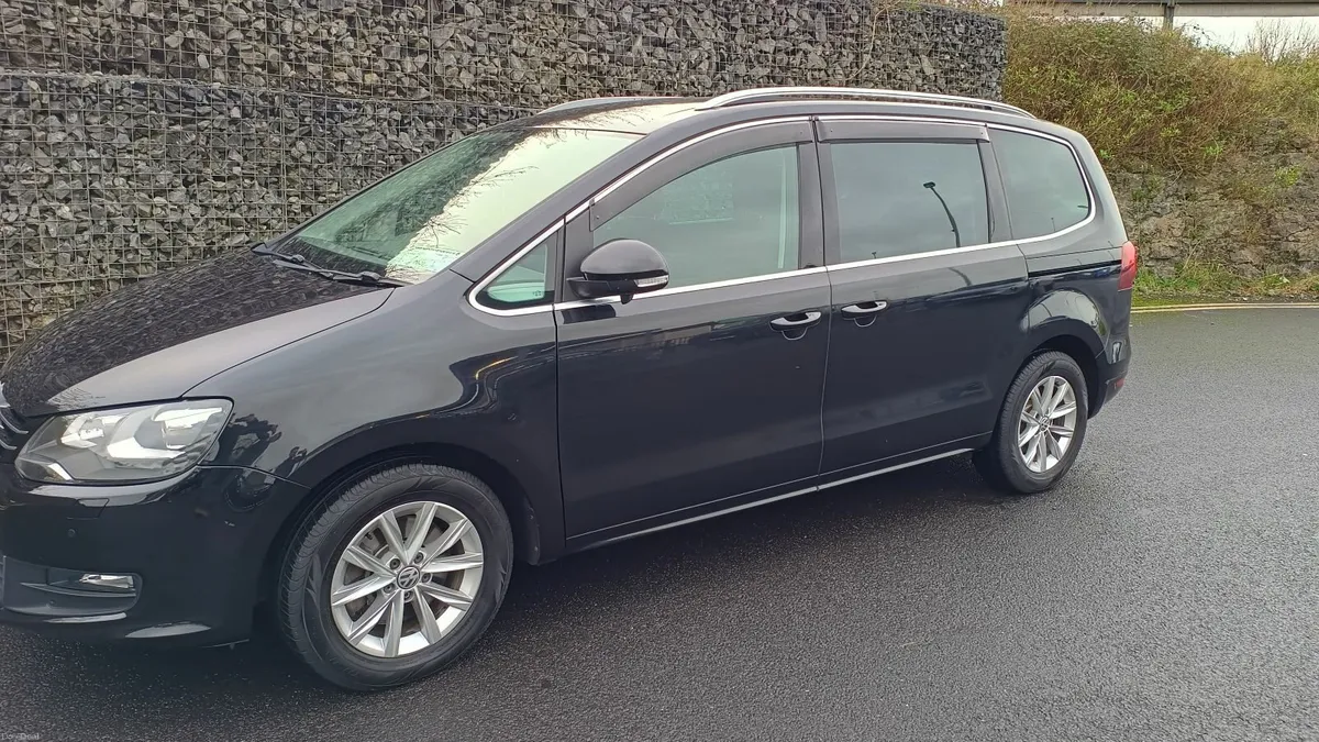 VW Sharan 2017 highline - Image 2