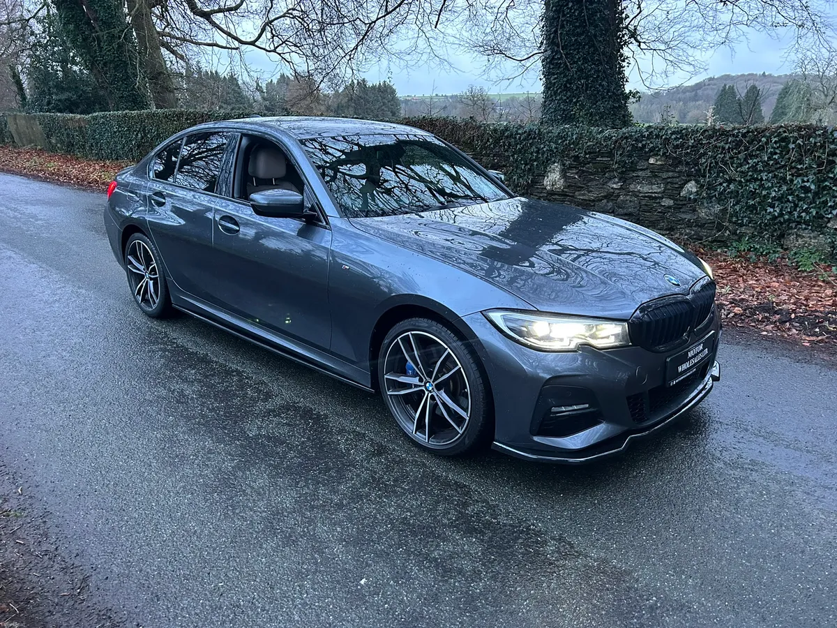 202 BMW 330E M SPORT MINERAL GREY LOW KMS - Image 4