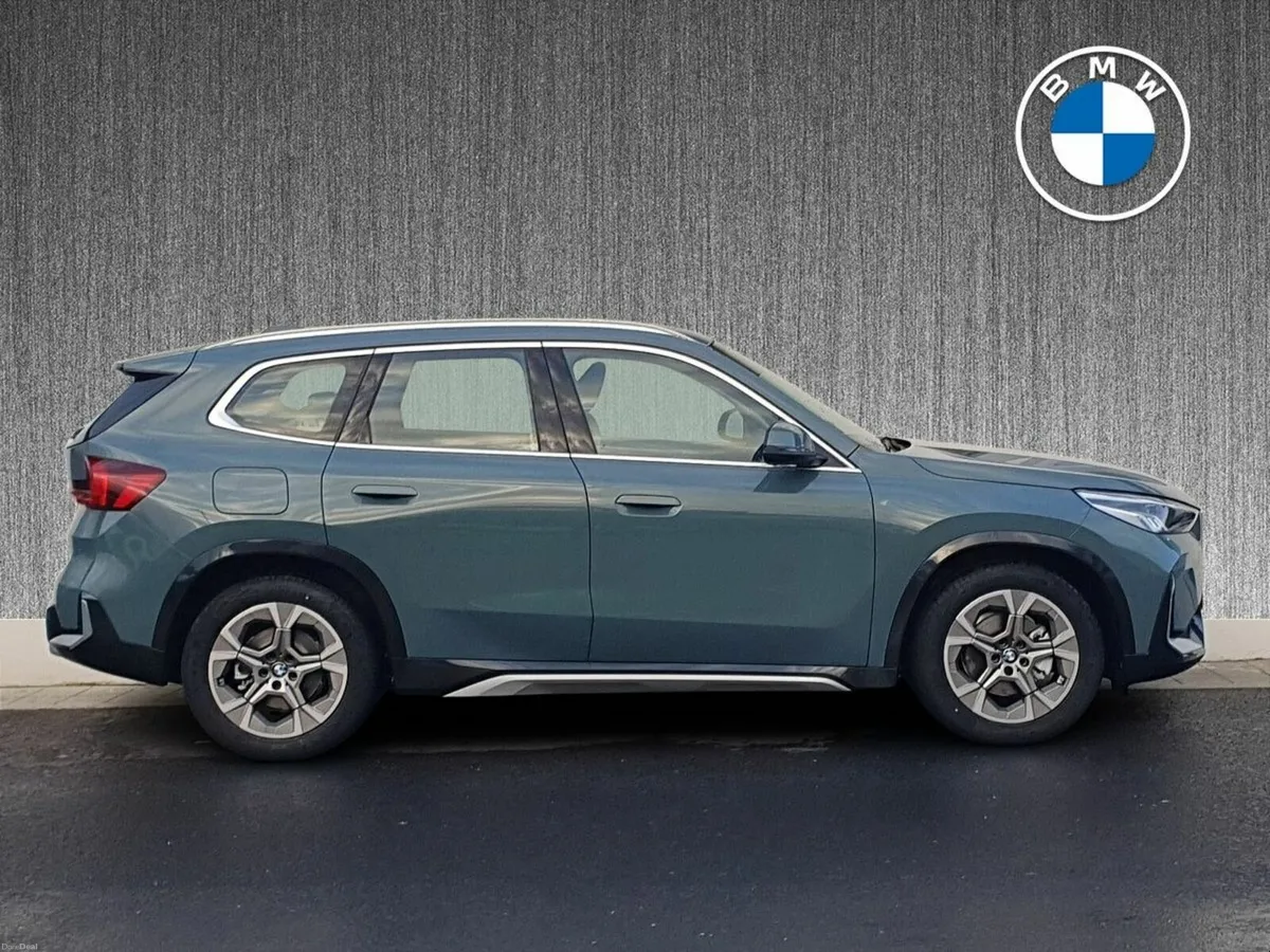 BMW iX1 iX1 eDrive20 xLine - Image 3