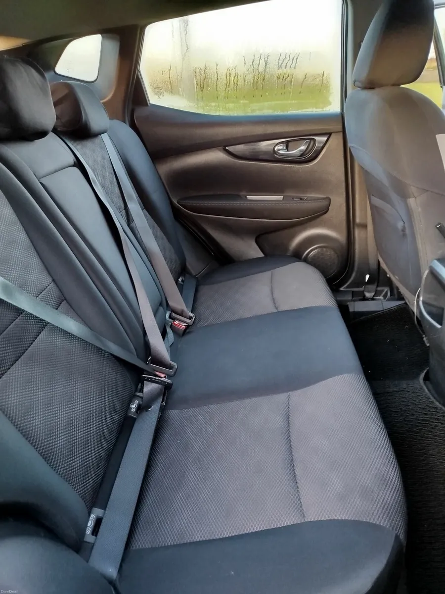 Nissan Qashqai 2015 - Image 3