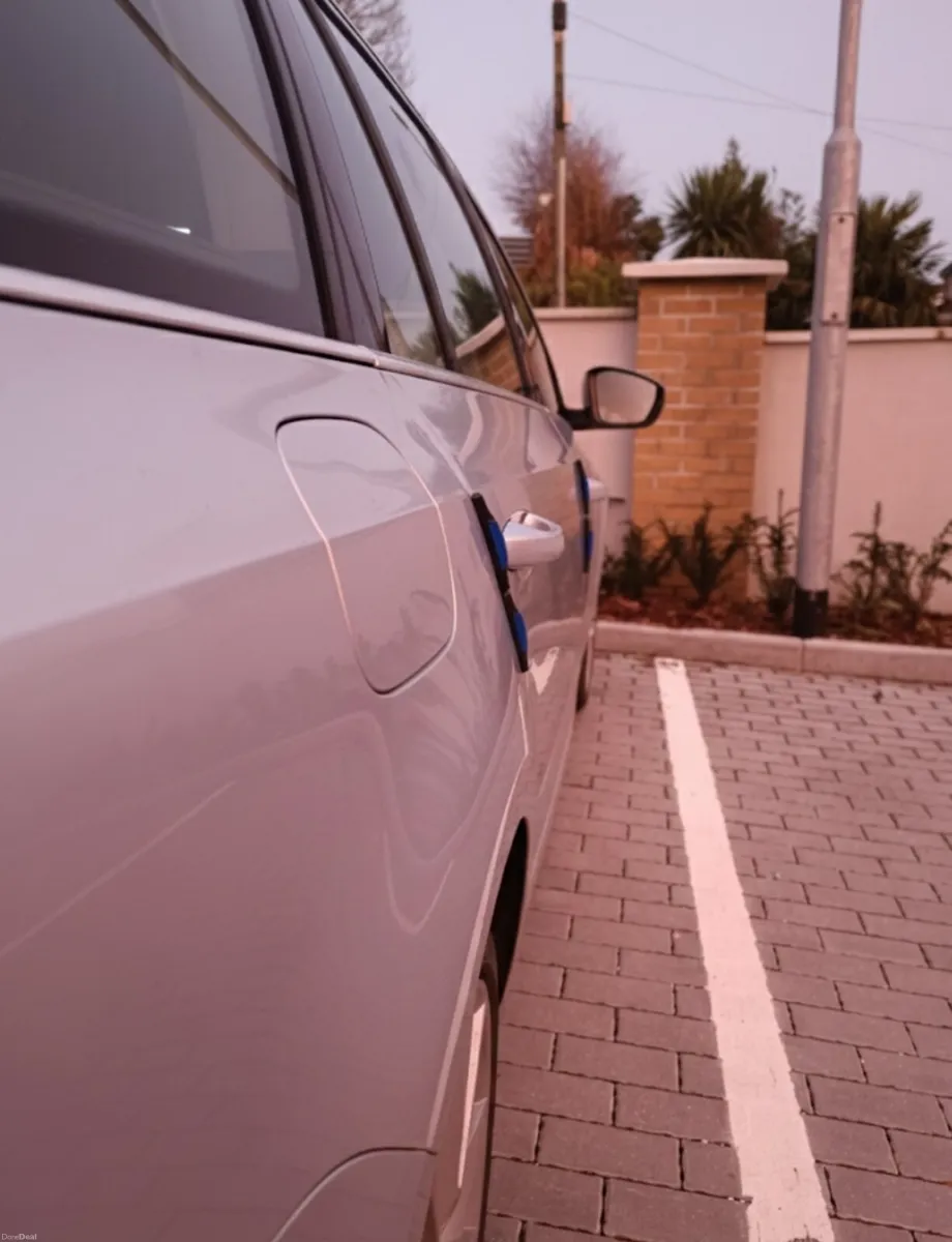 2015 Skoda Octavia Estate 2.0 TDI Manual NCT 06 26 - Image 4