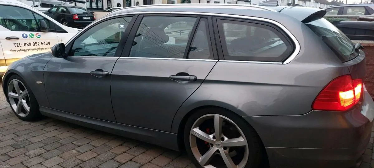 2011 BMW 318D - Image 2