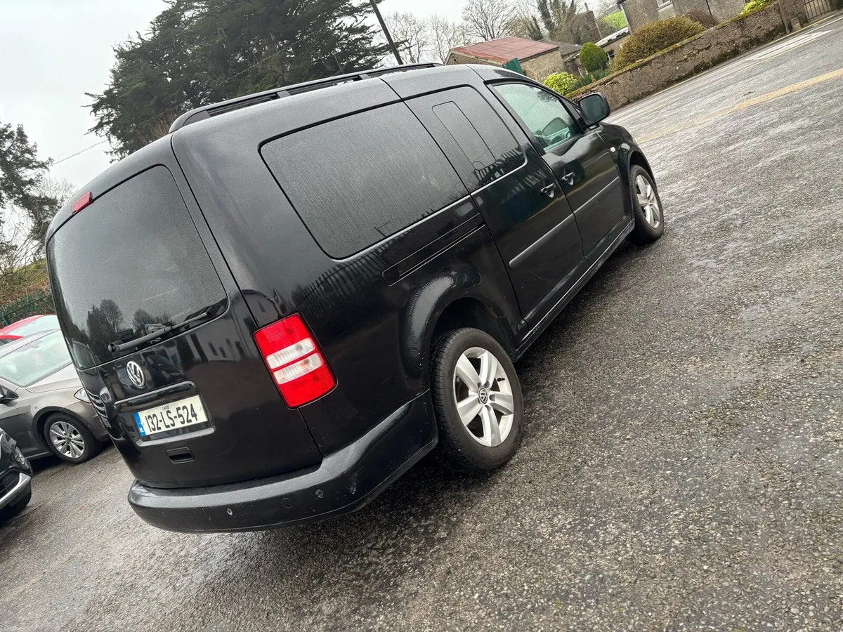 132 7 Seat Automatic Caddy - Image 2