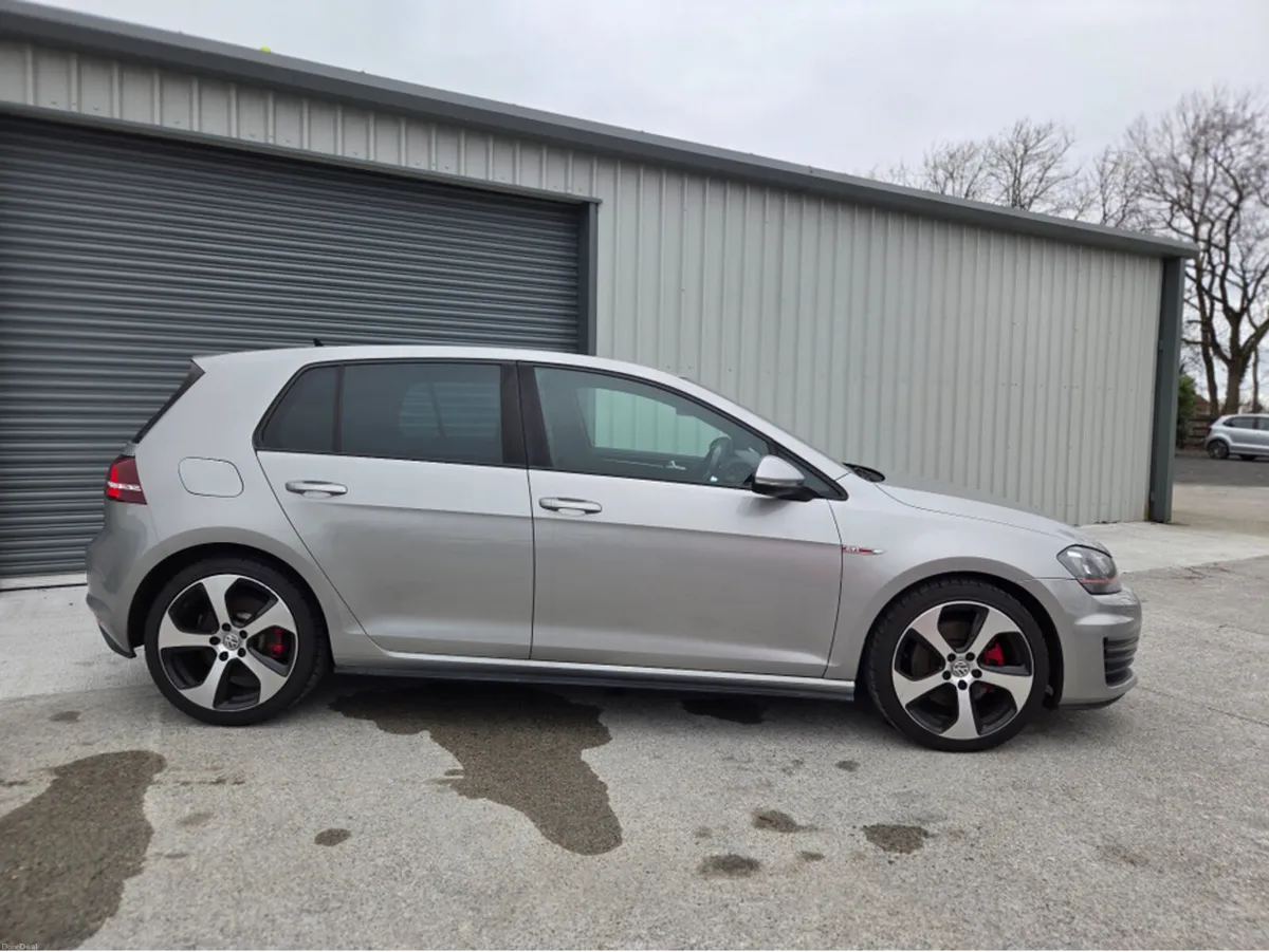 Volkswagen Golf GTI DSG - Image 3