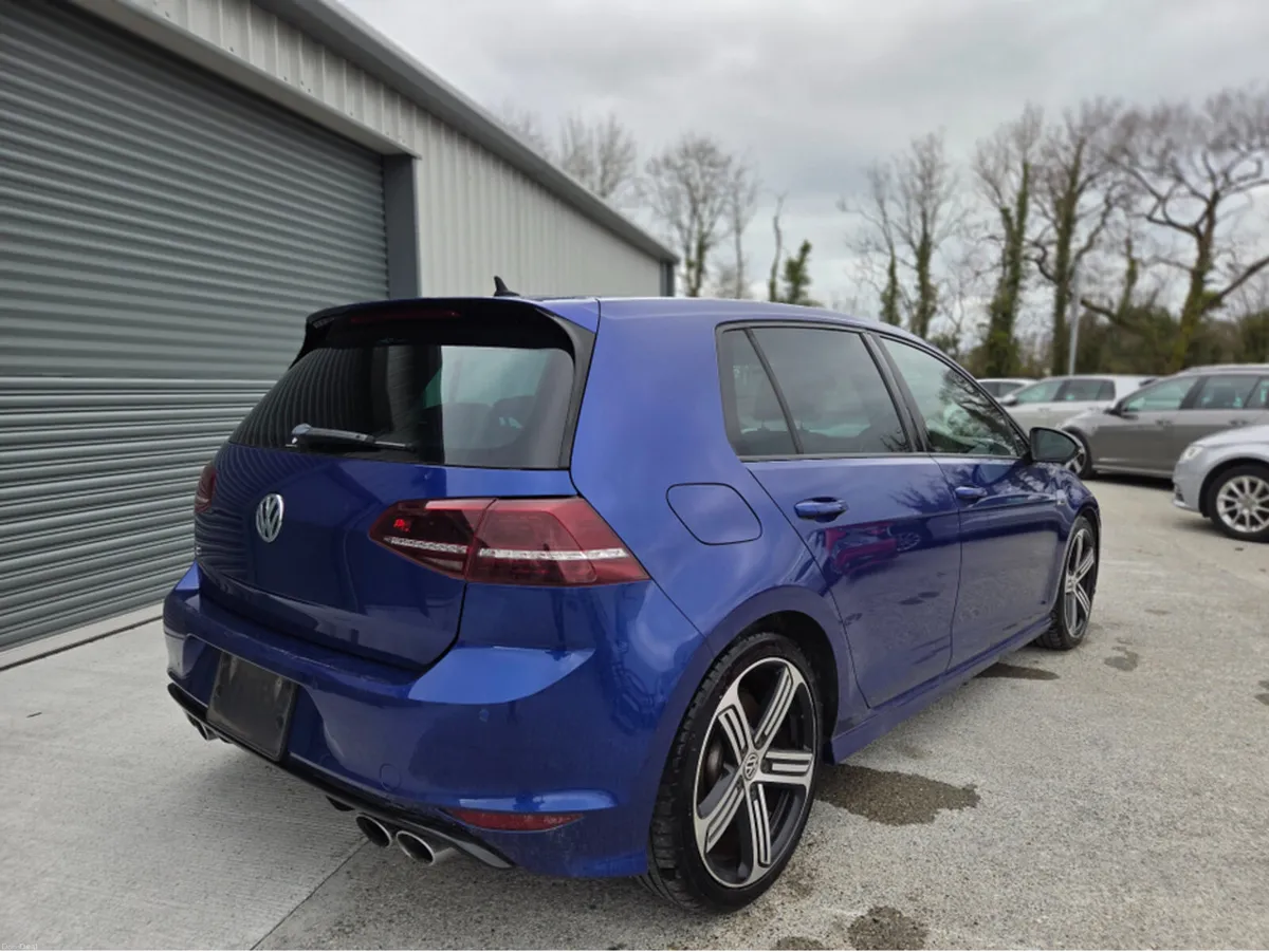 Volkswagen Golf R 2.0 TSI 4MOTION - Image 3