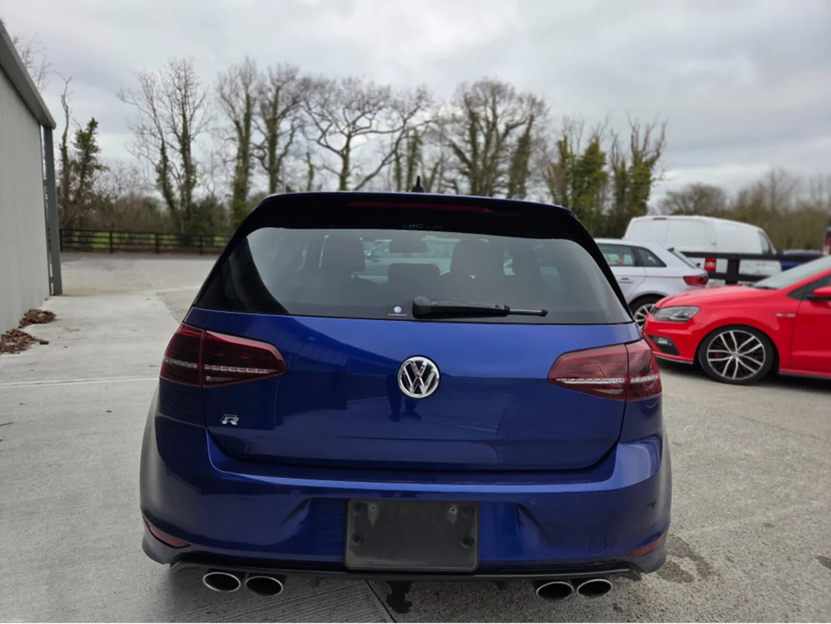 Volkswagen Golf R 2.0 TSI 4MOTION - Image 4