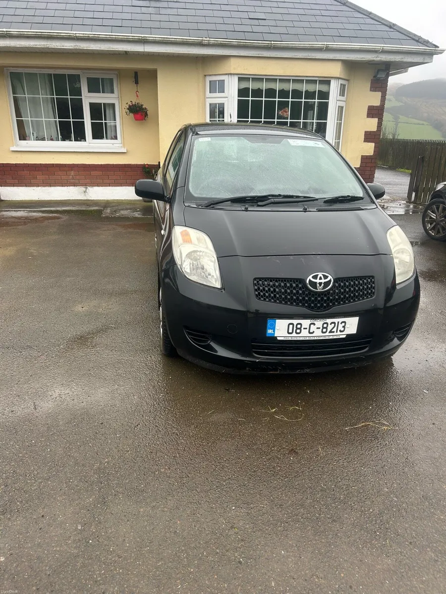 Toyota Yaris 98,000km - Image 1